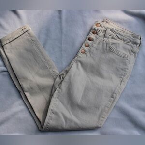 Universal Thread Size 6/28R High Rise Skinny Cream Pants